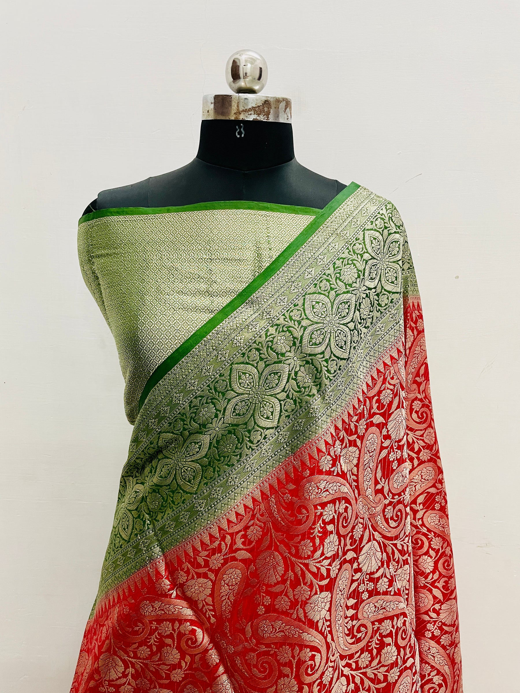 Banarasi Kanchee-Tanchui Silk Saree