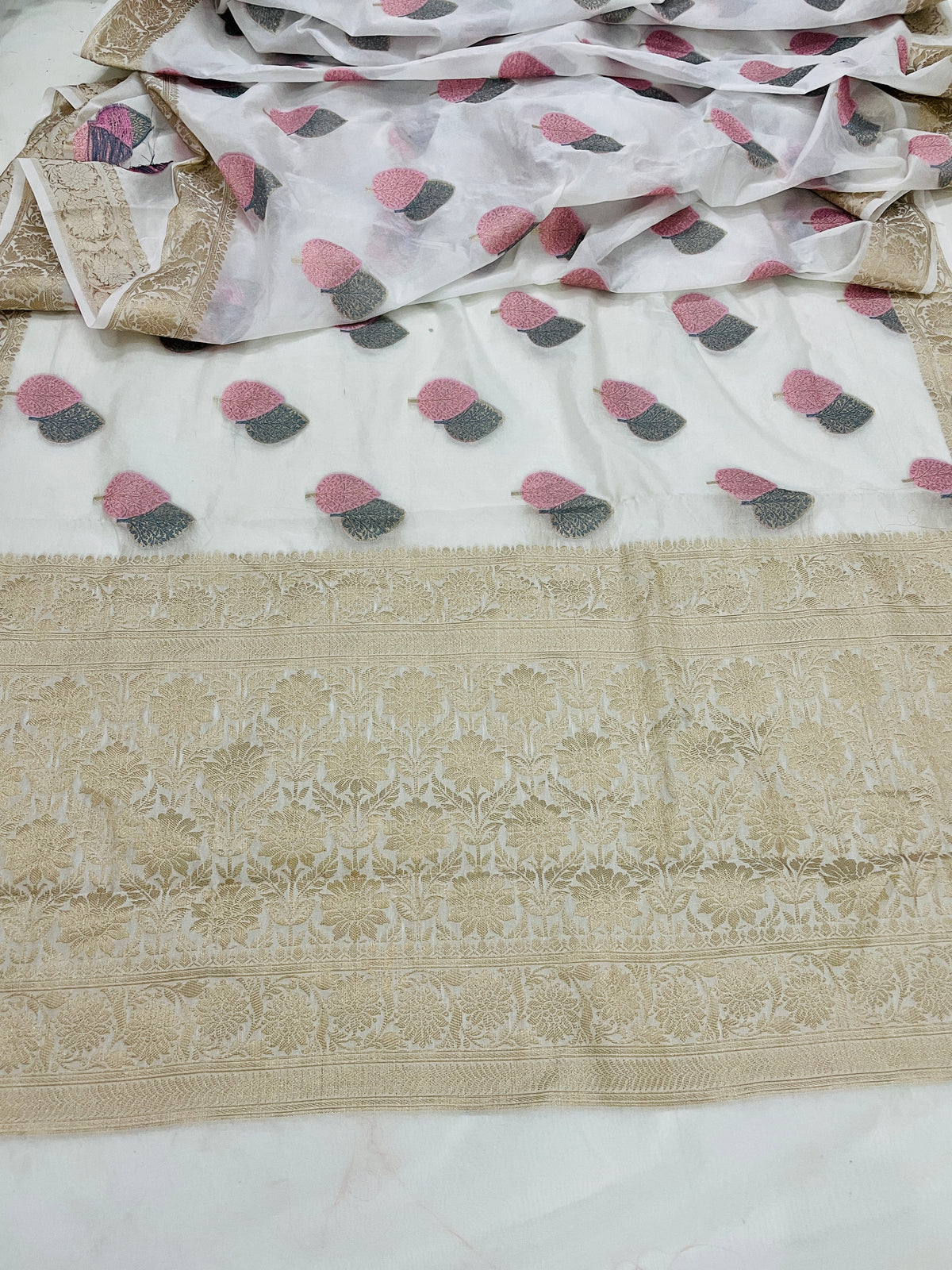 Banarasi Georgatte Tilfi Silk