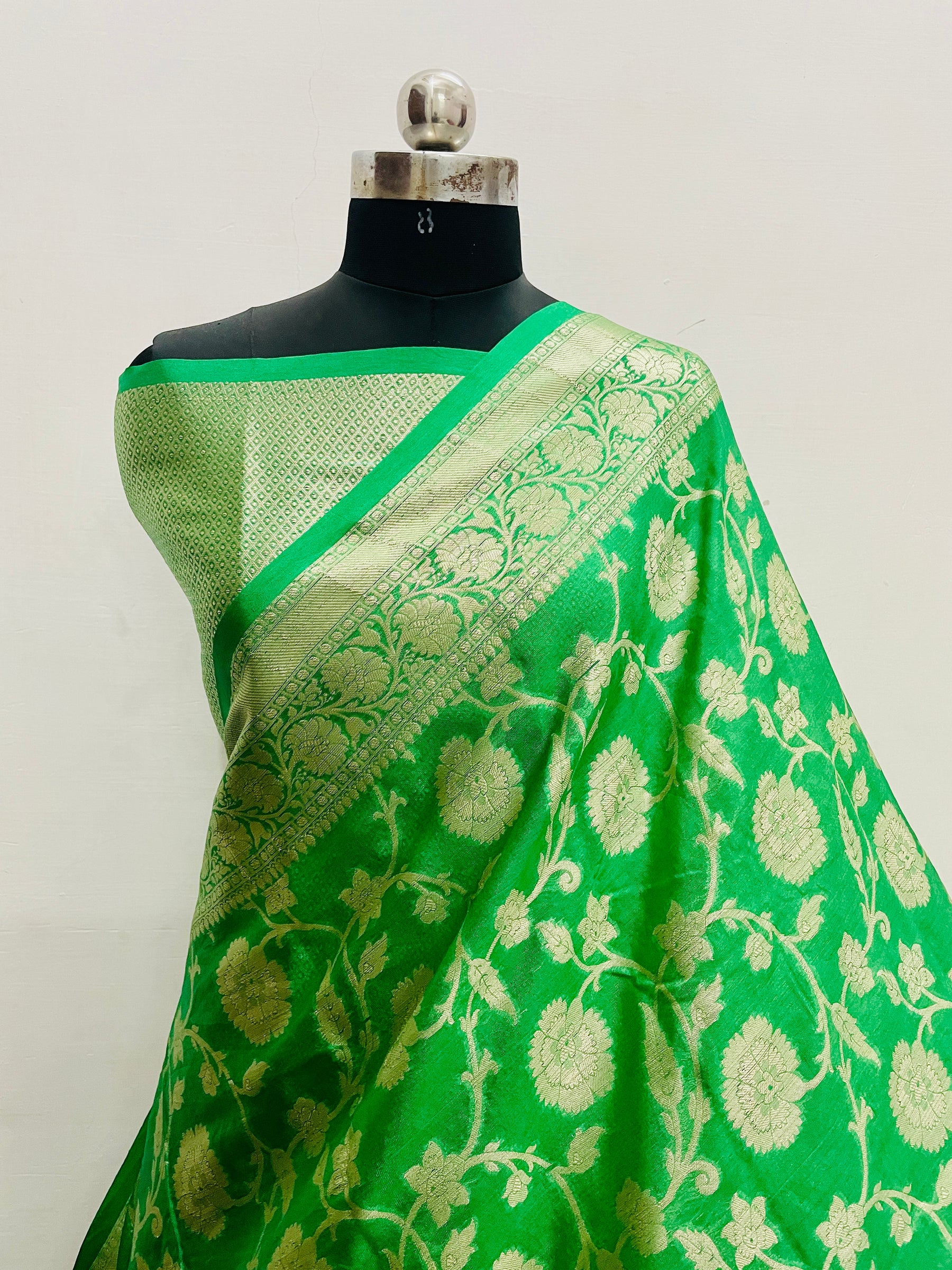 Banarasi Warm Silk Jaal