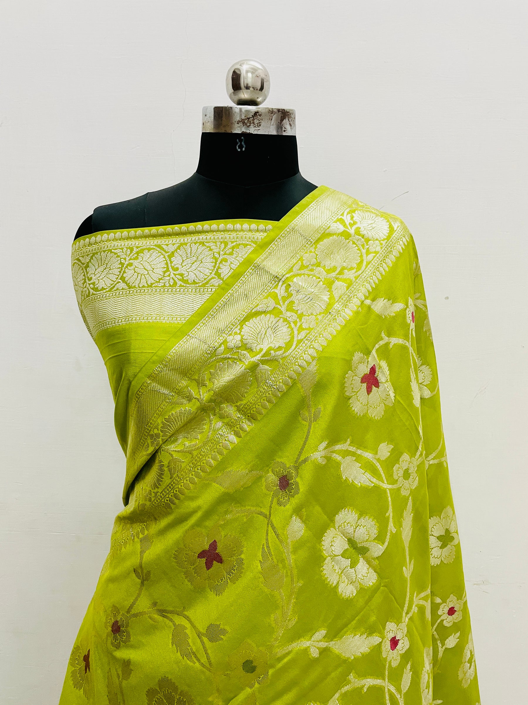 Banarasi Georgatte Jangla Silk Saree