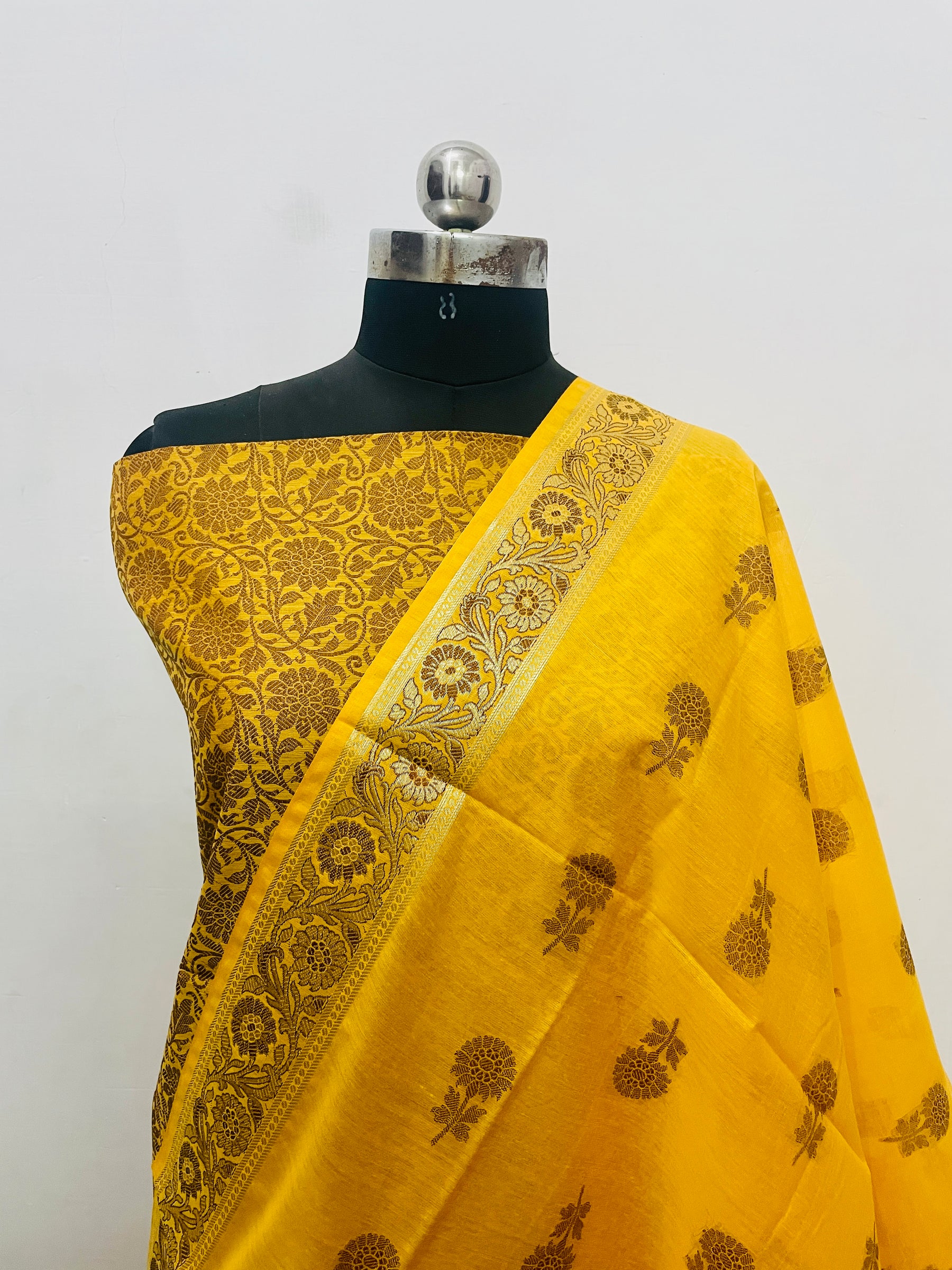 Banarasi Tanchui Silk Suit