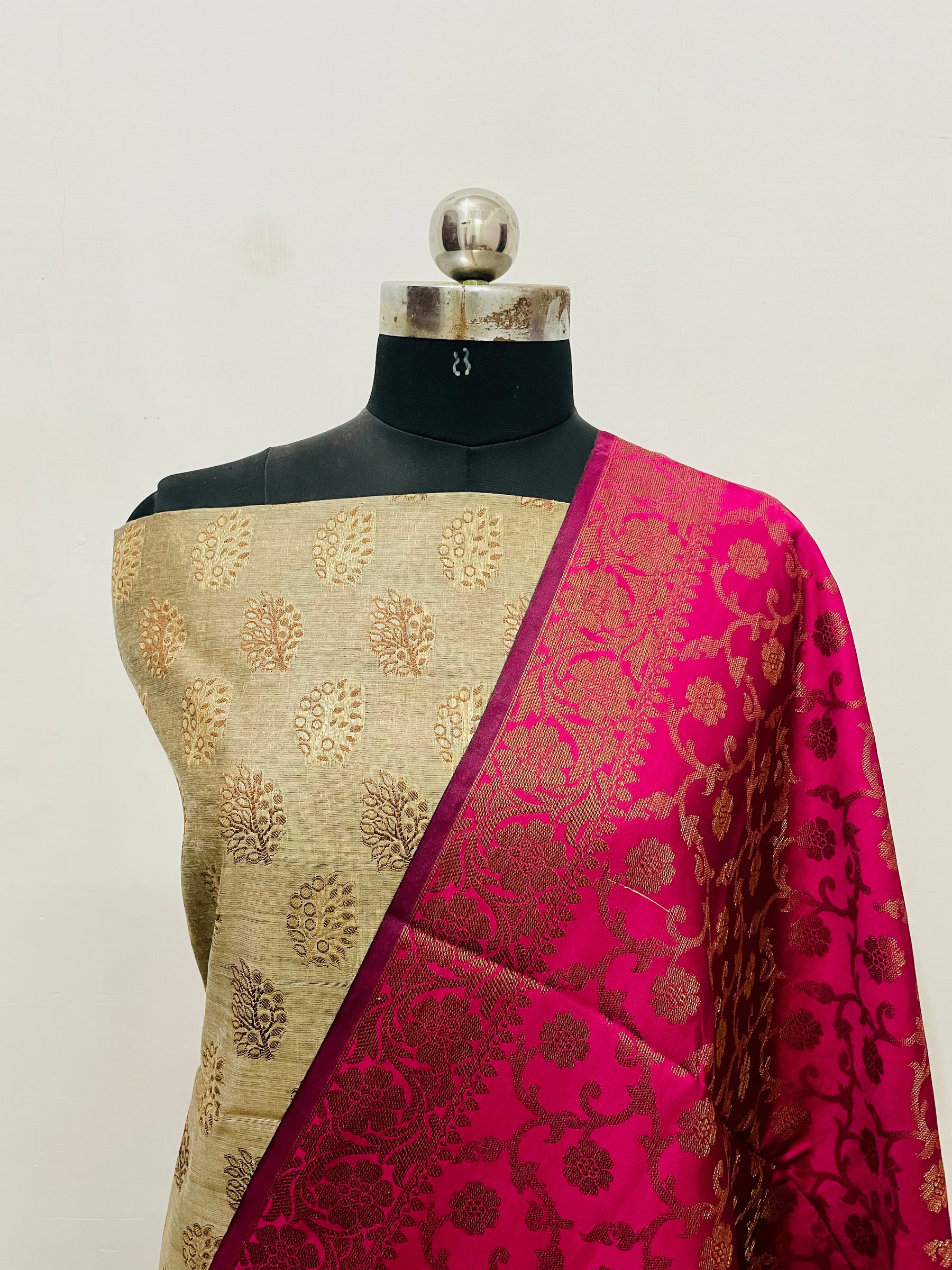 Banarasi Tasser Khicha Silk Suit